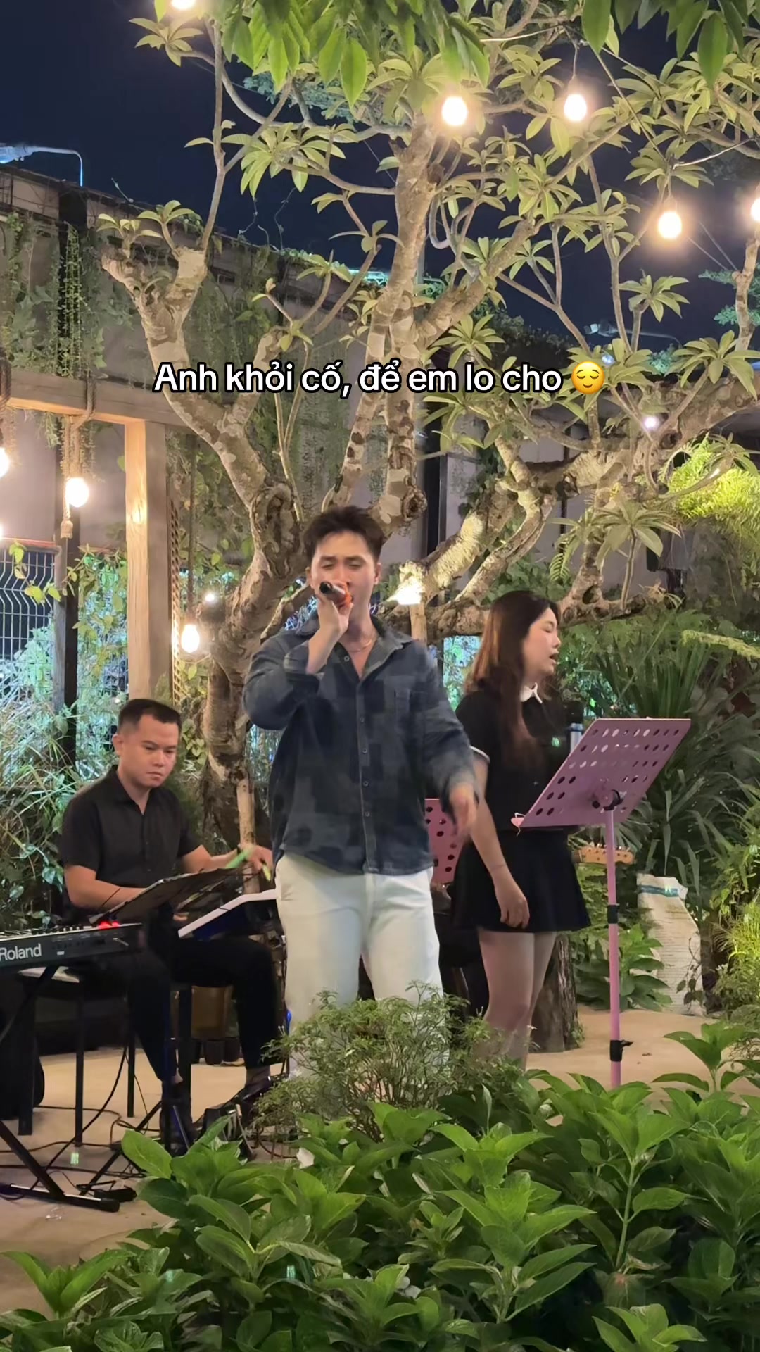 @Trạm Gió Coffee & Acoustic