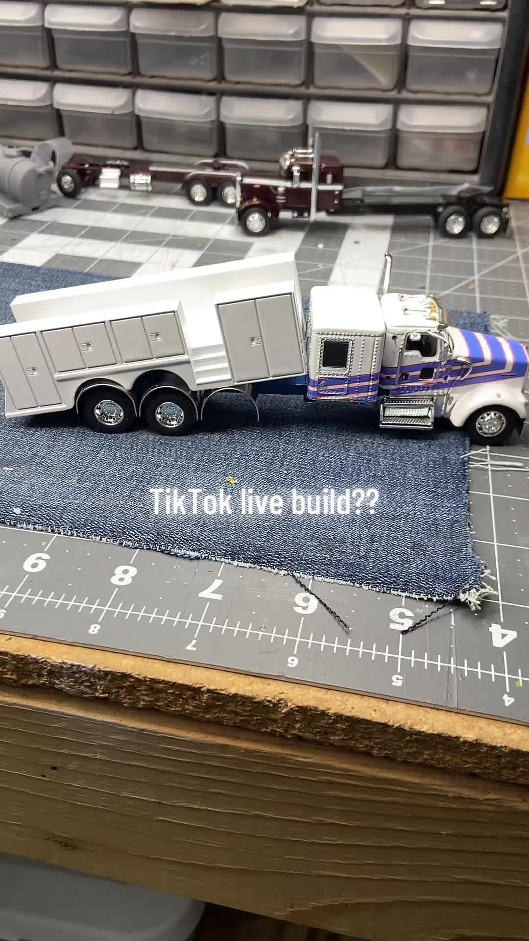 @rockinhfarmtoys