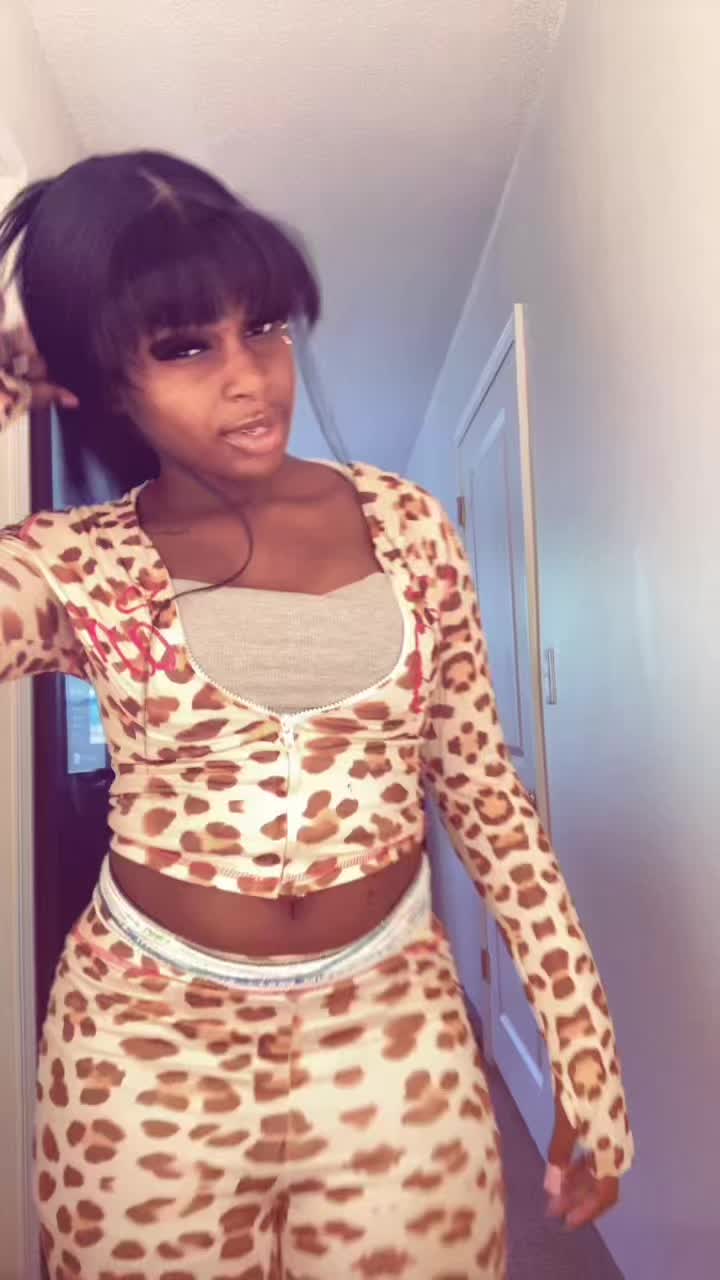 @5stxrnene1