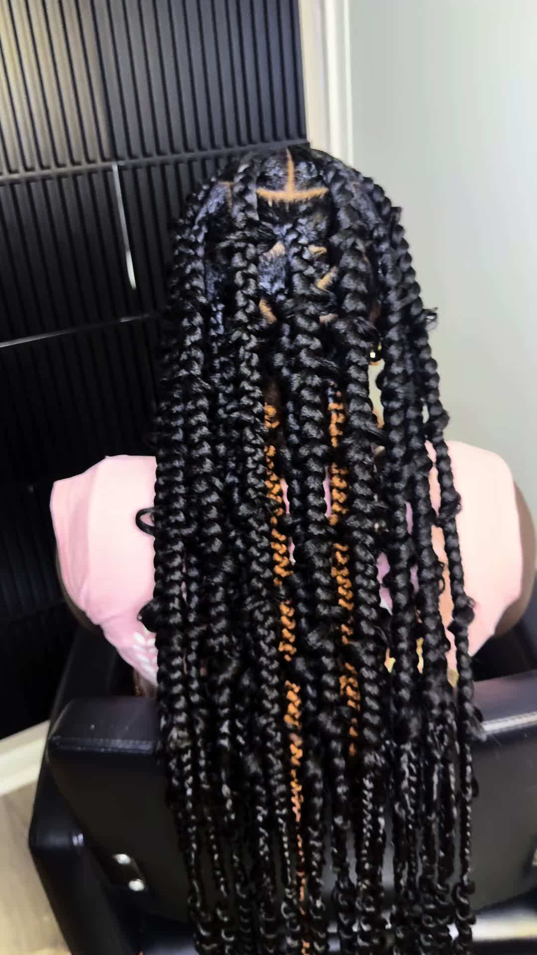 @Vanouhair-Beauty