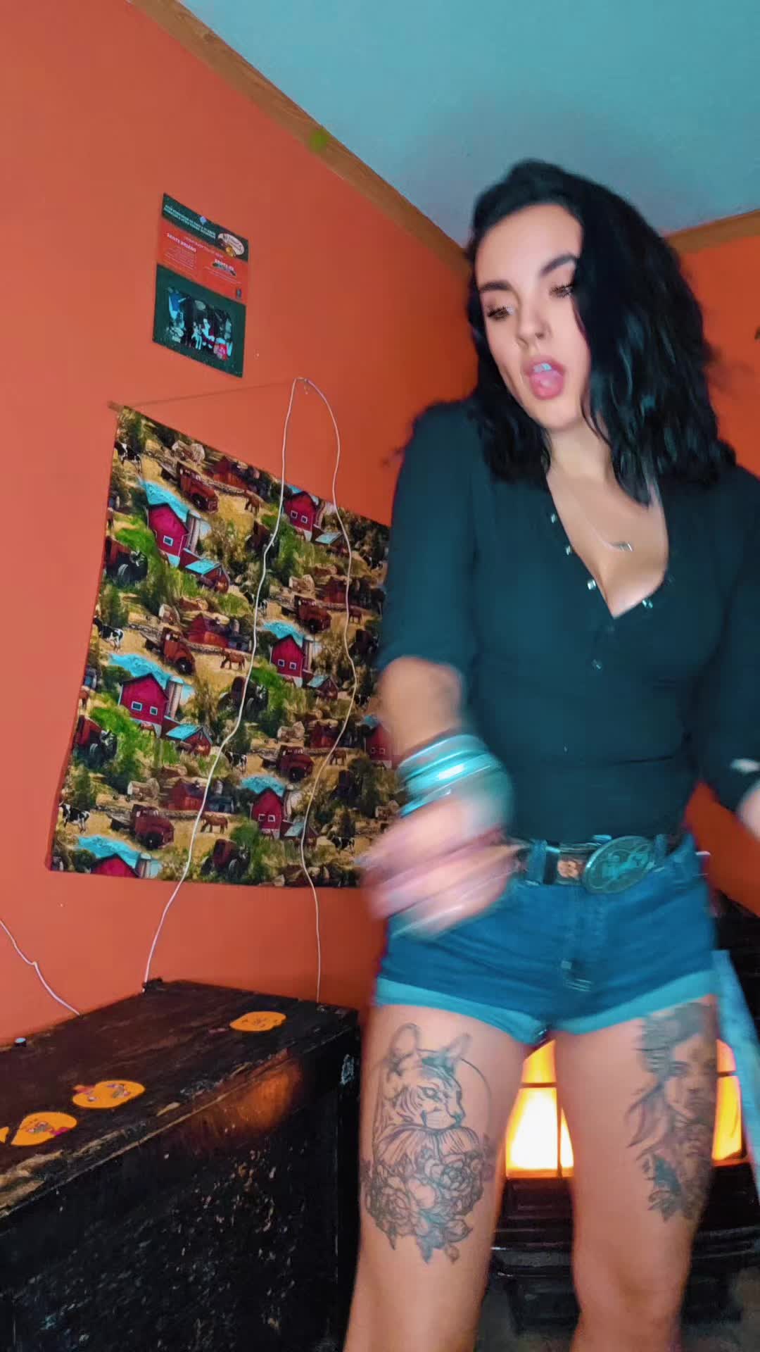@Satanswitchbaby😘