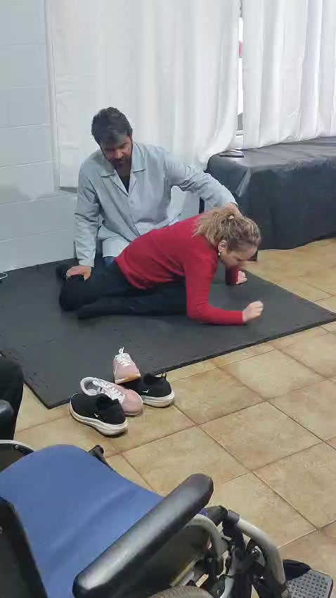 @AmaliaSalinas