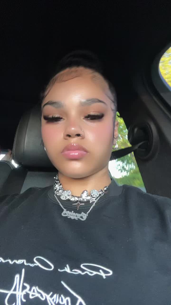 @🫶🏽