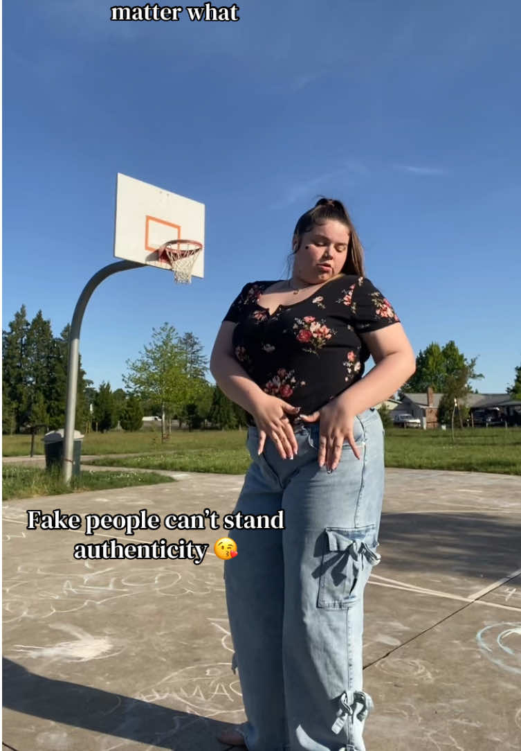 @🧸🍯𝓟𝓸𝓸𝓱 𝓑𝓪𝓫𝔂👑♌️
