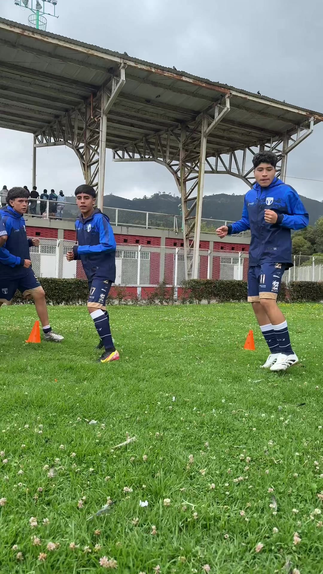 @𝗕𝗟𝗨𝗘𝗠𝗔𝗥𝗧𝗜𝗡 𝗙𝗖