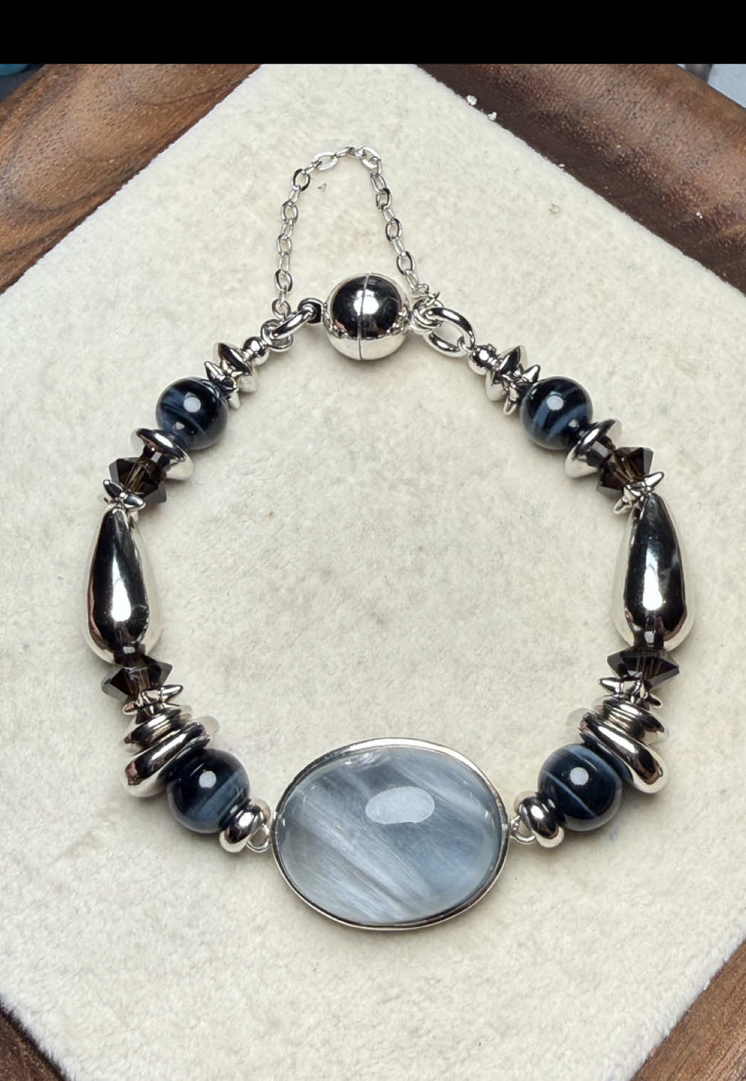 @Starry Sparkles Luxury Crystal
