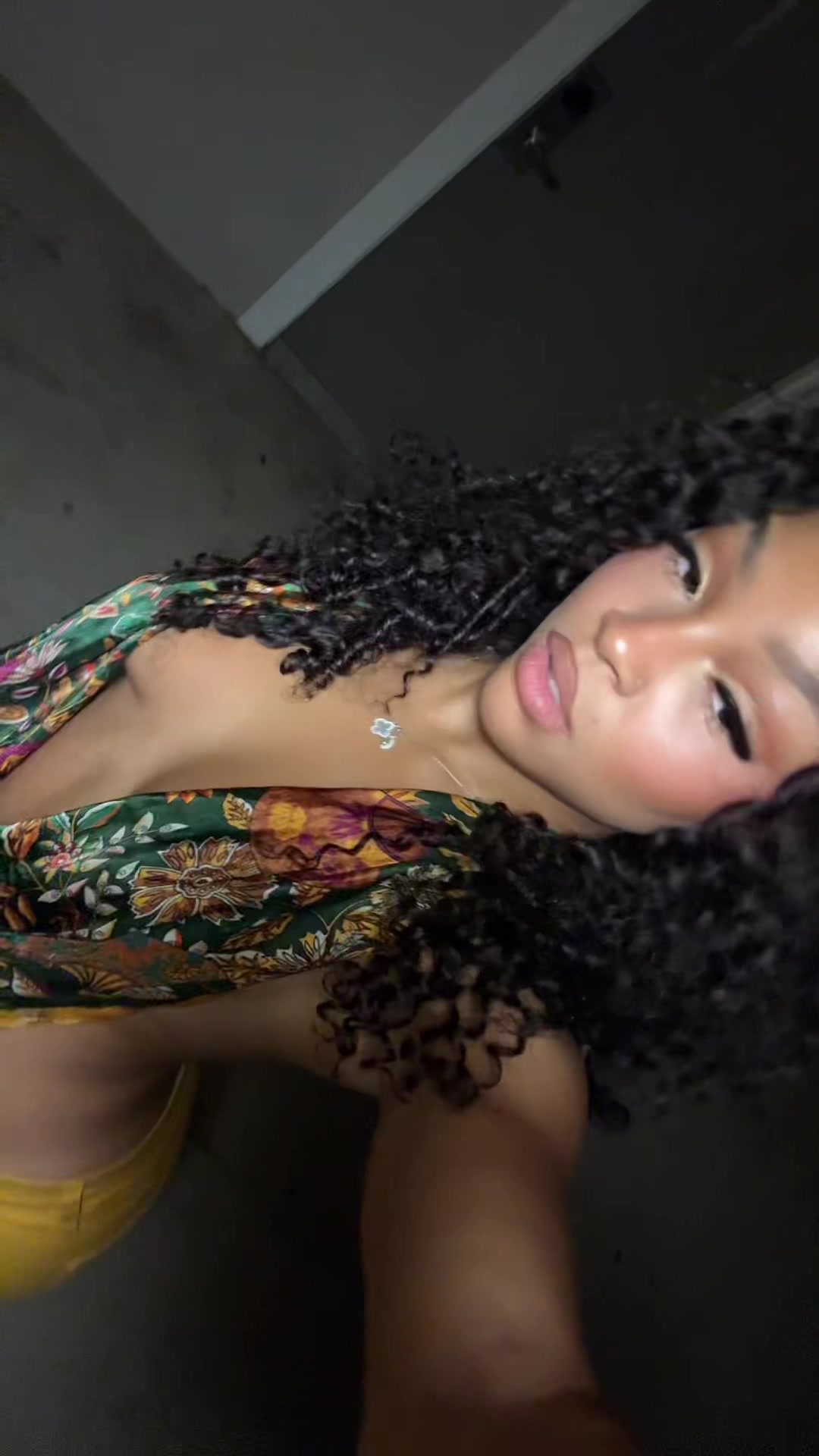@aniyaa