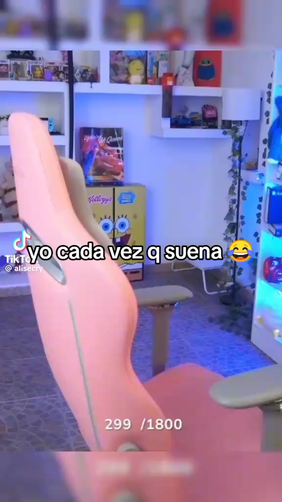 @Noem&iacute;