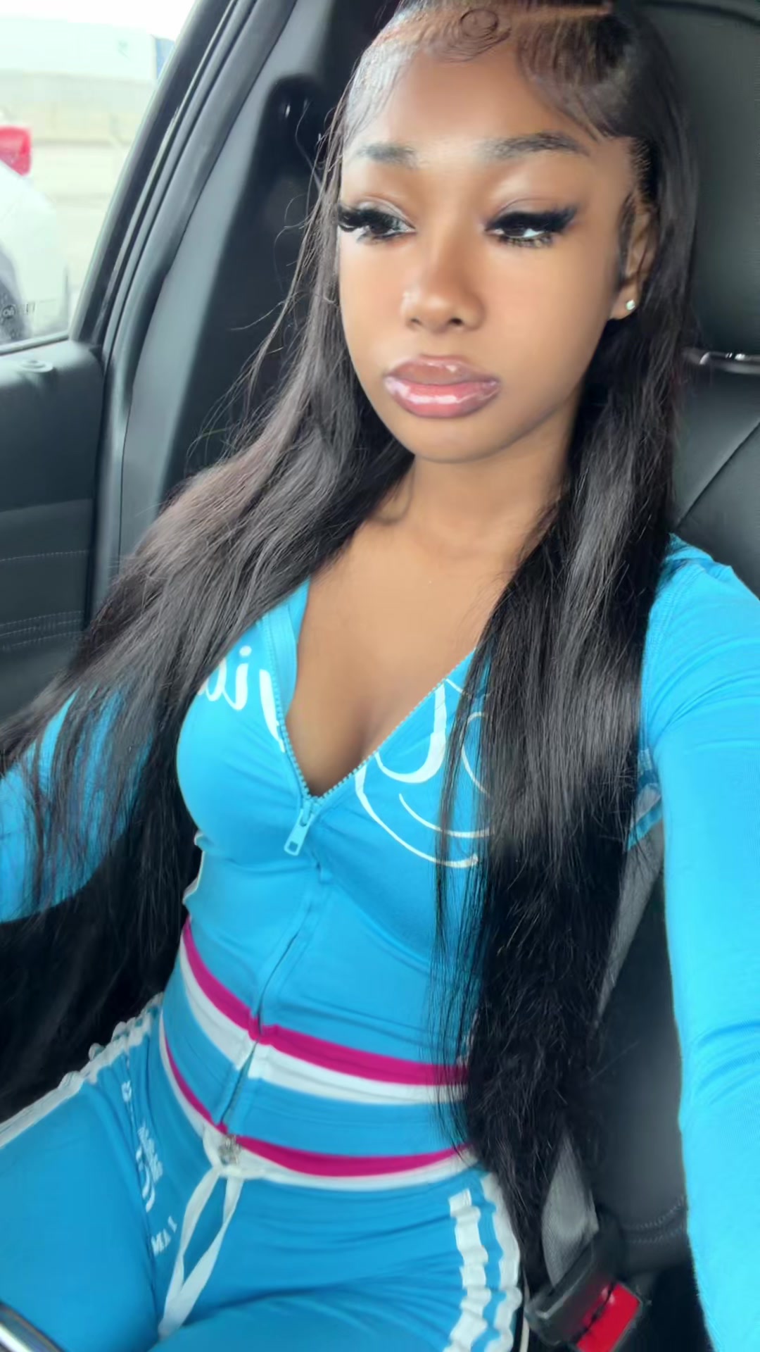 @Bri🦋🤍