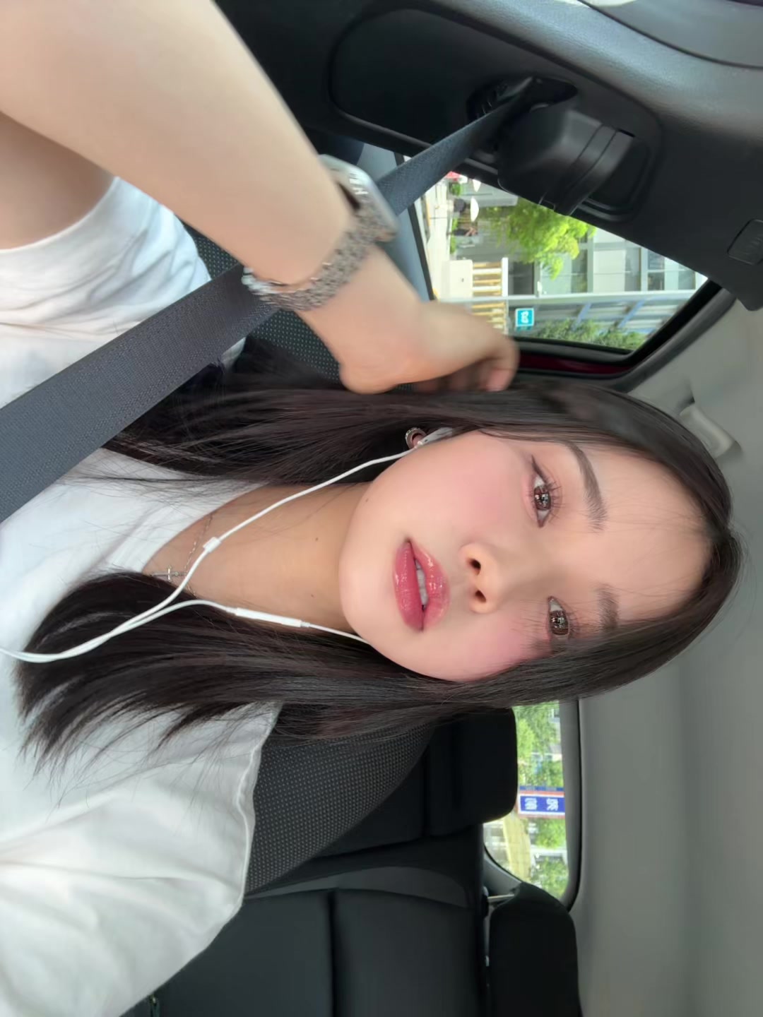 @玲亜