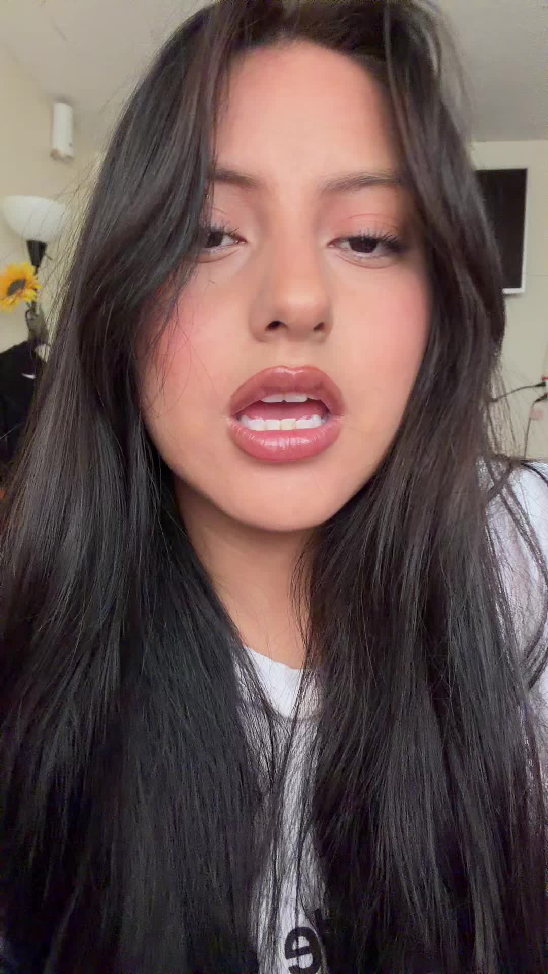 @leshliandrade