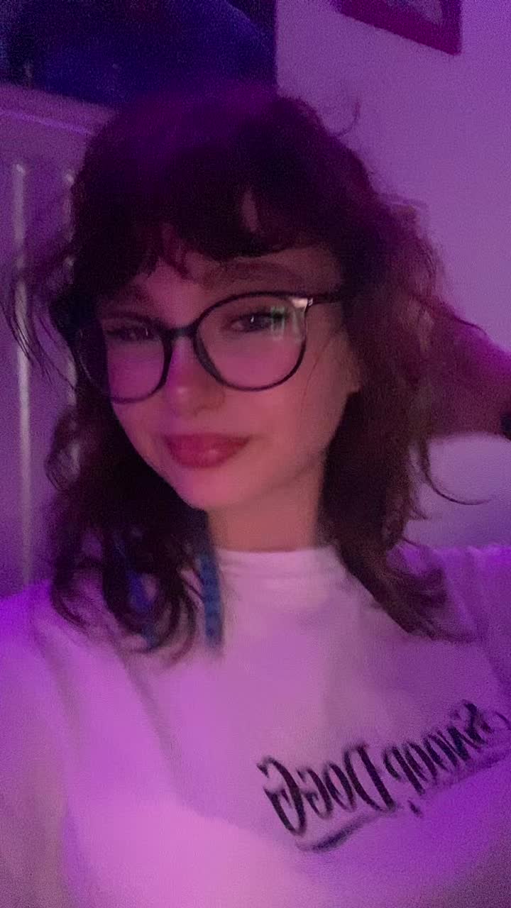 @Leah 🎧🚩