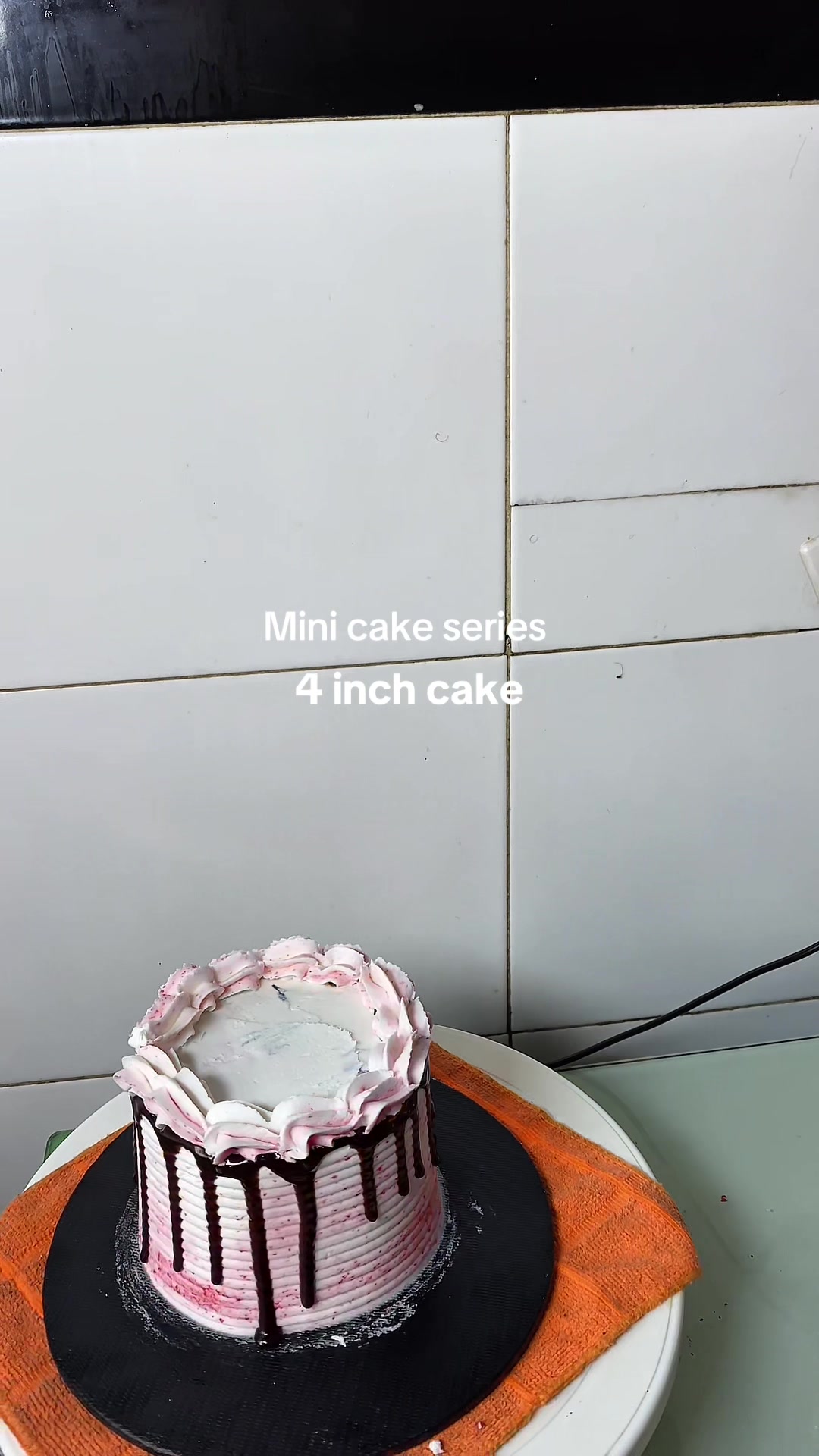 @pastryboxx