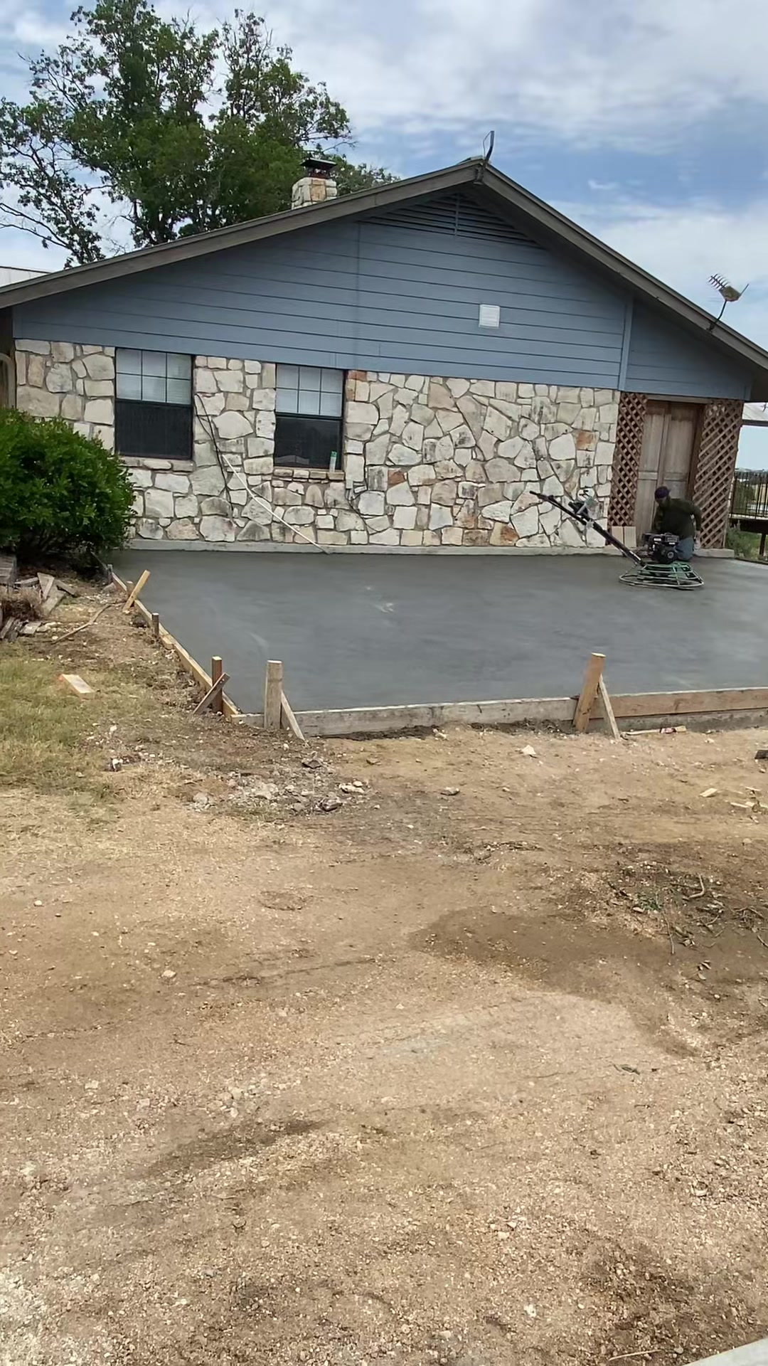 @RAMIREZ CONCRETE