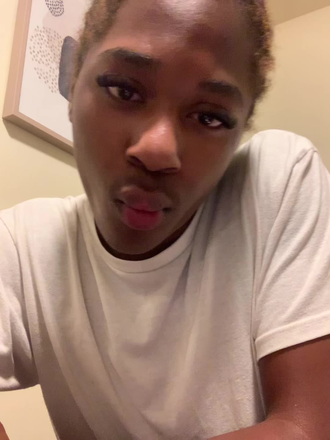 @🧟