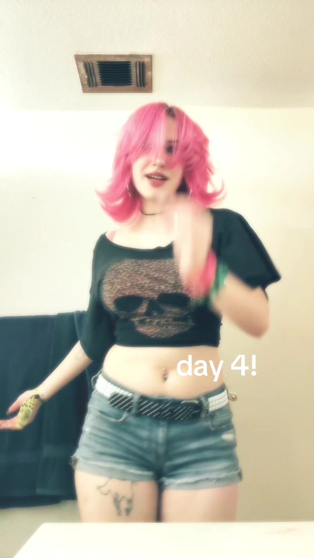 @ari 𖤐