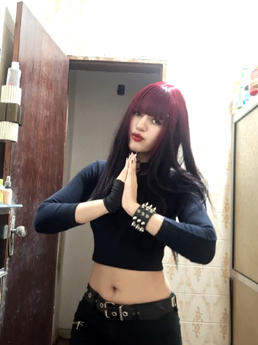 @♱𝑩𝒂𝒓𝒃𝒊𝒆 GOTH ✮⋆˙