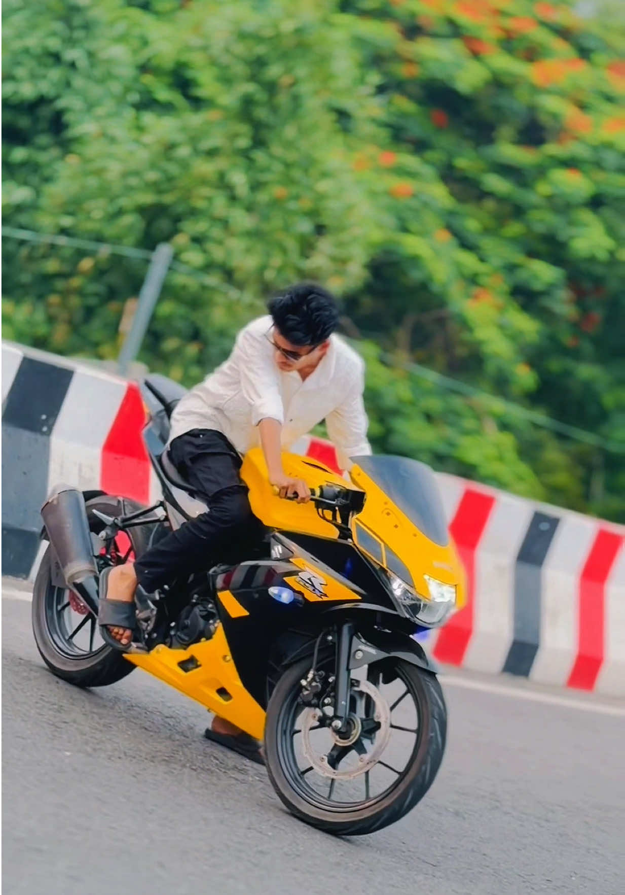 @𝐍𝐢𝐛𝐞𝐞𝐫💫