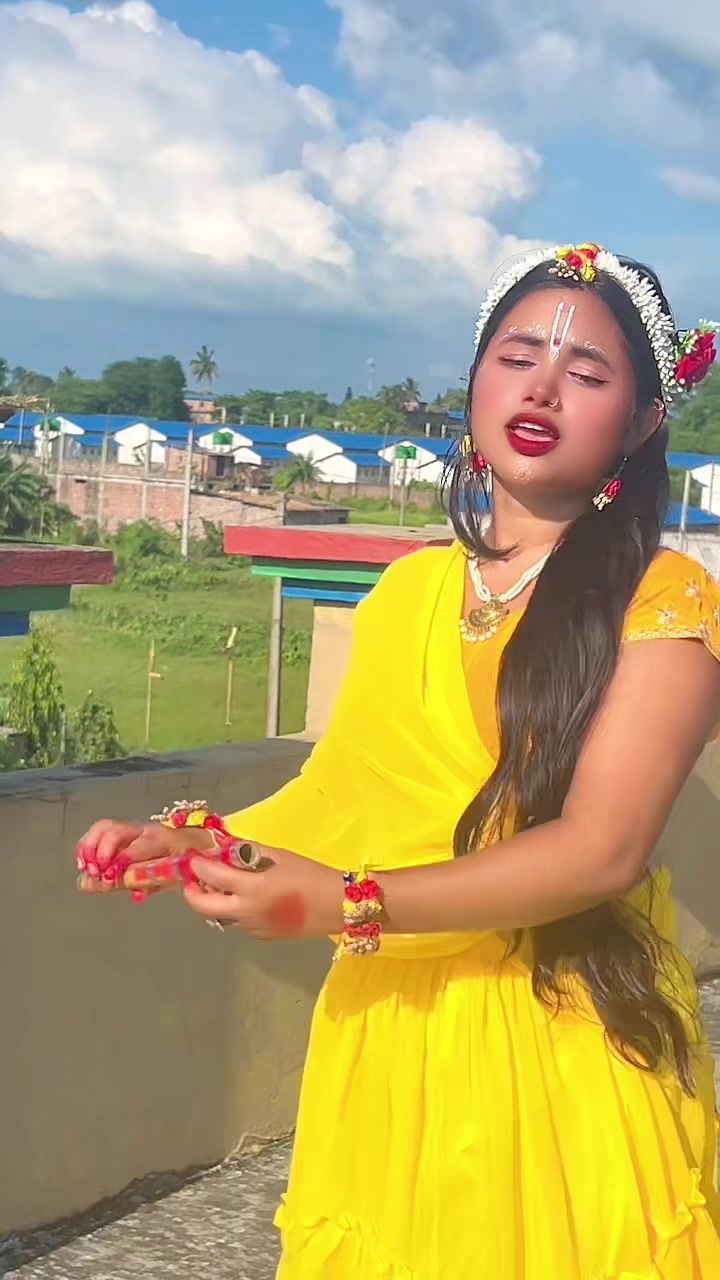 @Aachal Thakur👰🔥😎💐