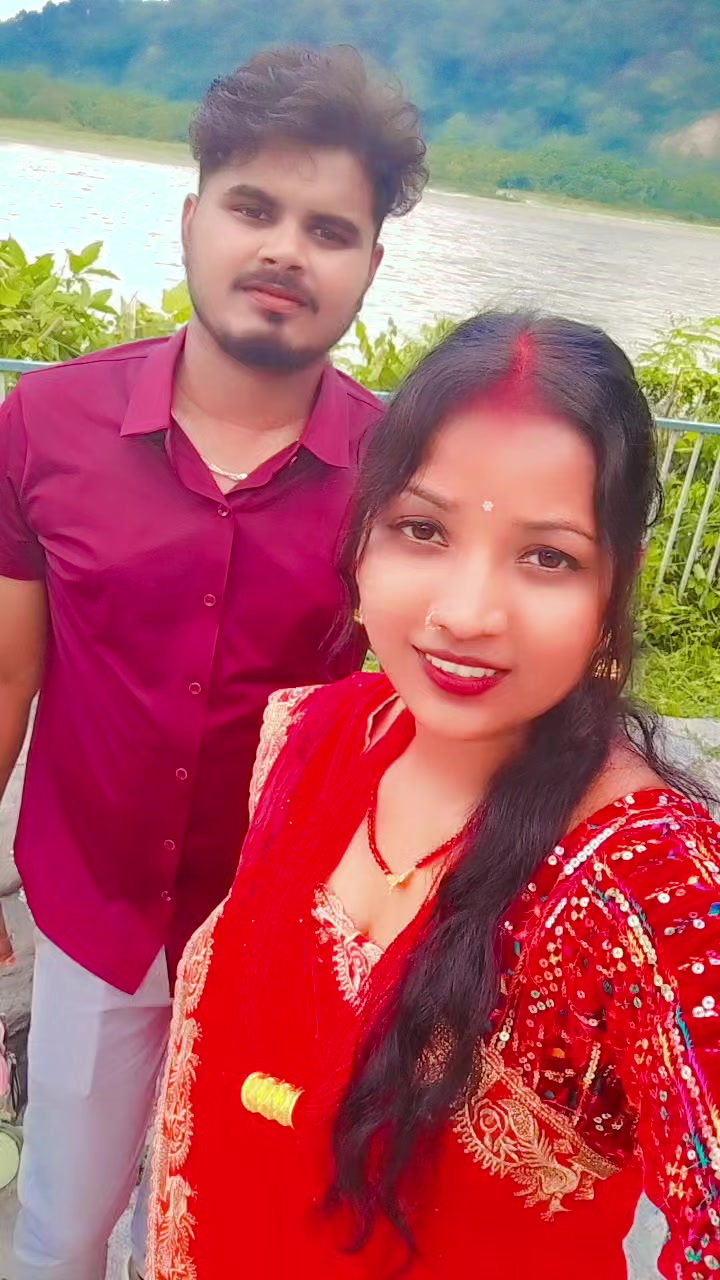 @❣️ Suraj ko 👑 queen ❣️