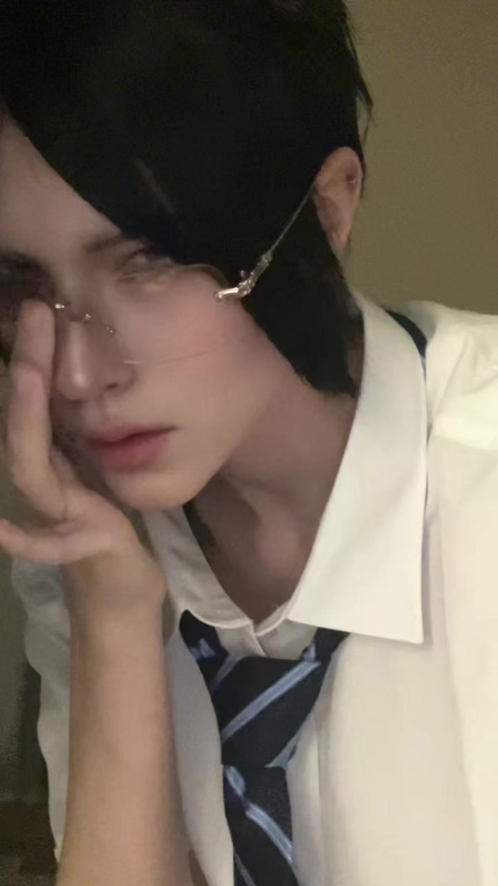 @darina ૮₍ ˃ ⤙ ˂ ₎ა