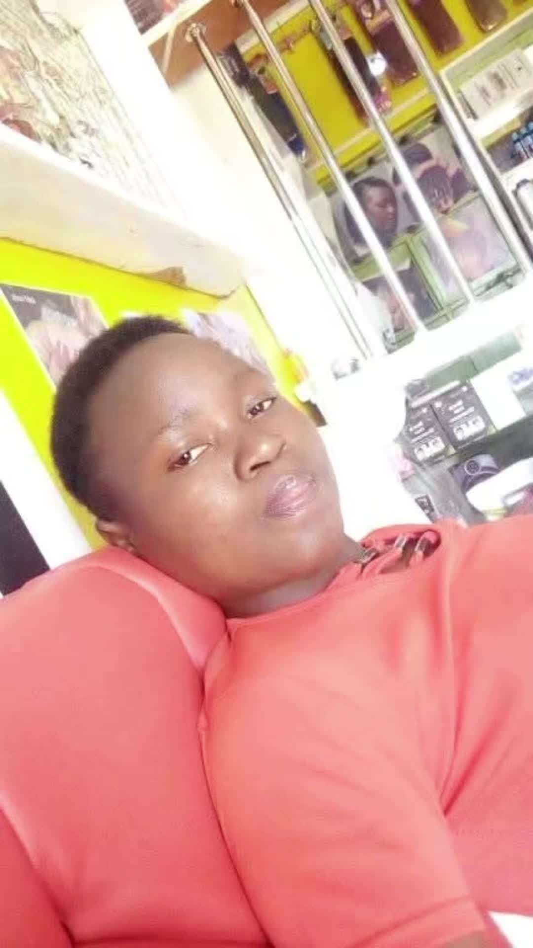 @Mamake JJ👩&zwj;❤️&zwj;💋&zwj;👨 🧡&hearts;️