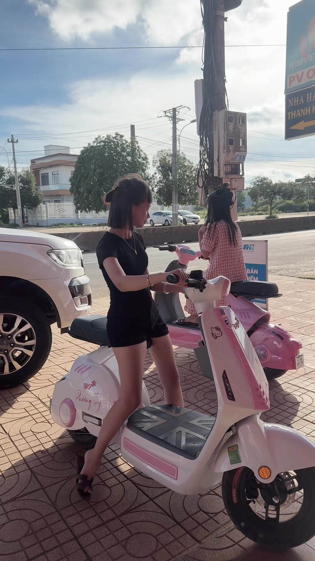 @Xe Điện T&iacute;n Sỹ Daklak