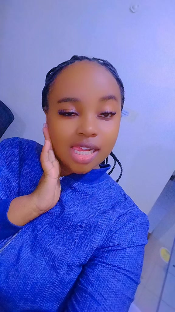 @MISS HEROINE👑🫧