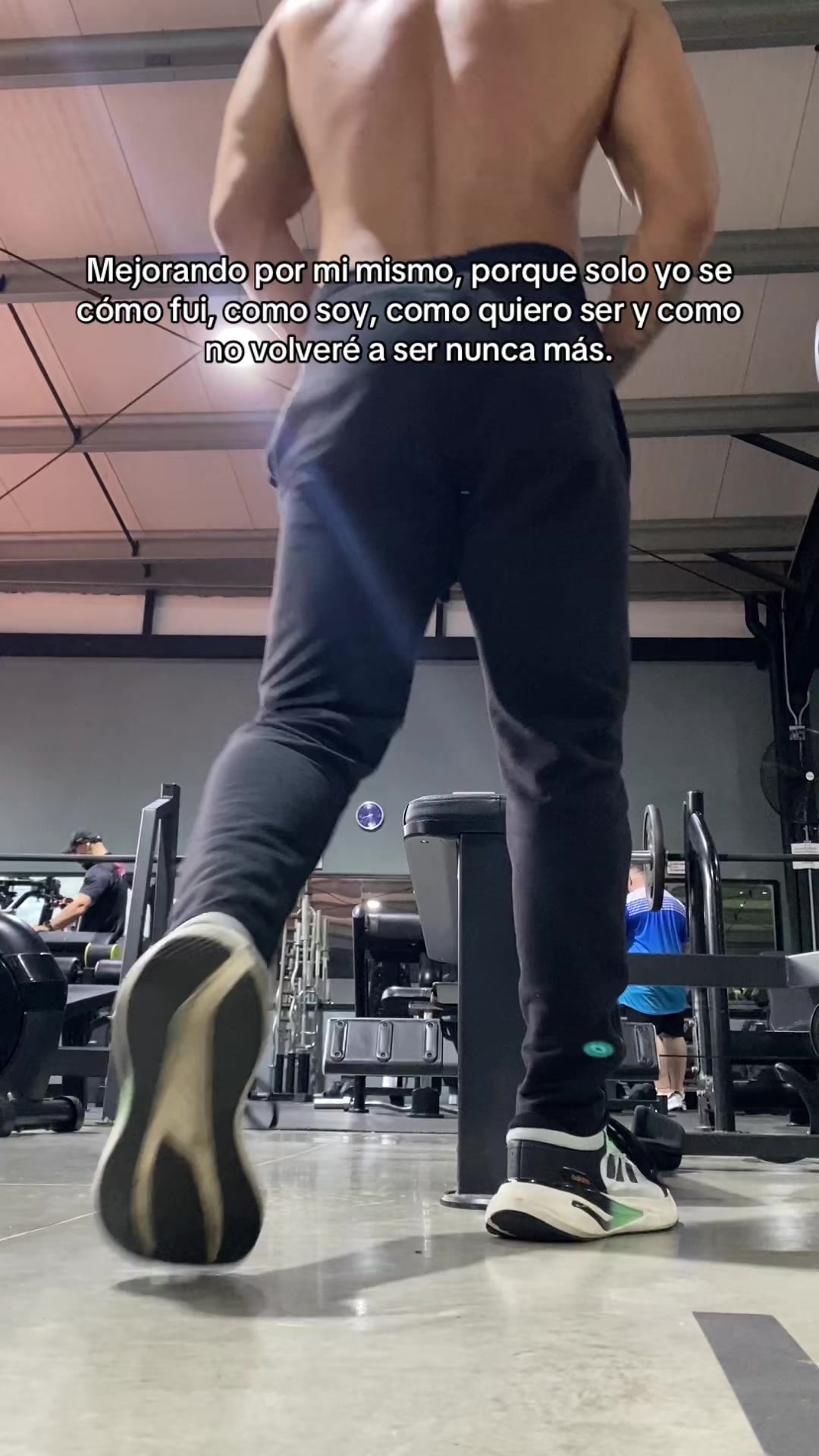 @YR