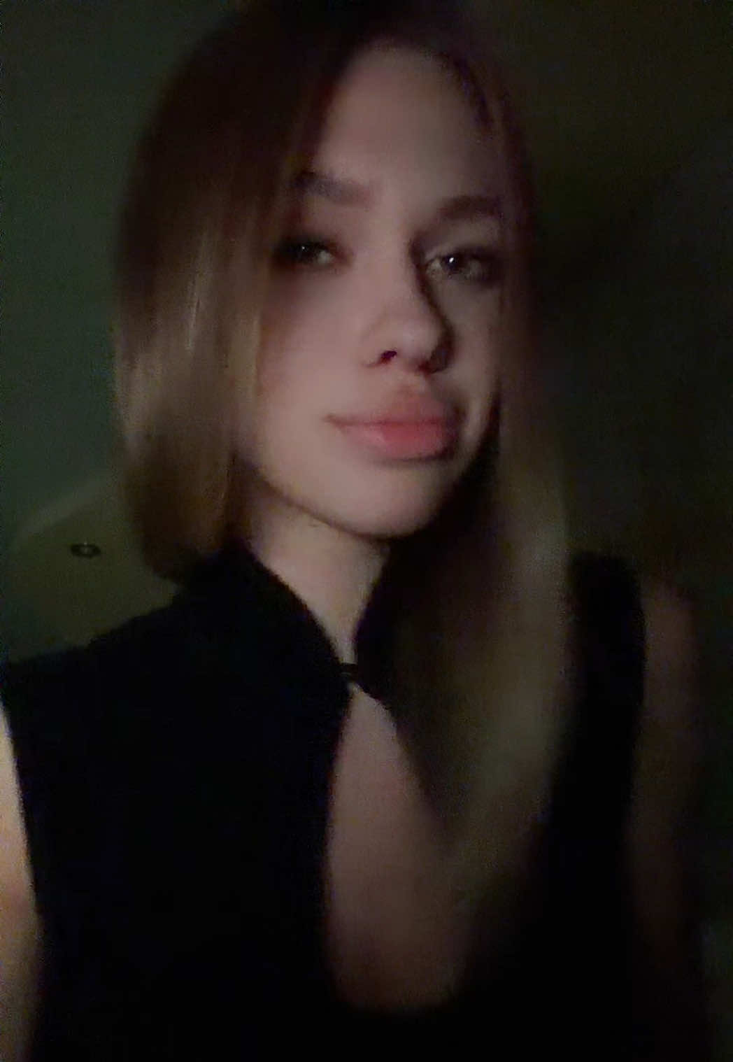 @𝒟