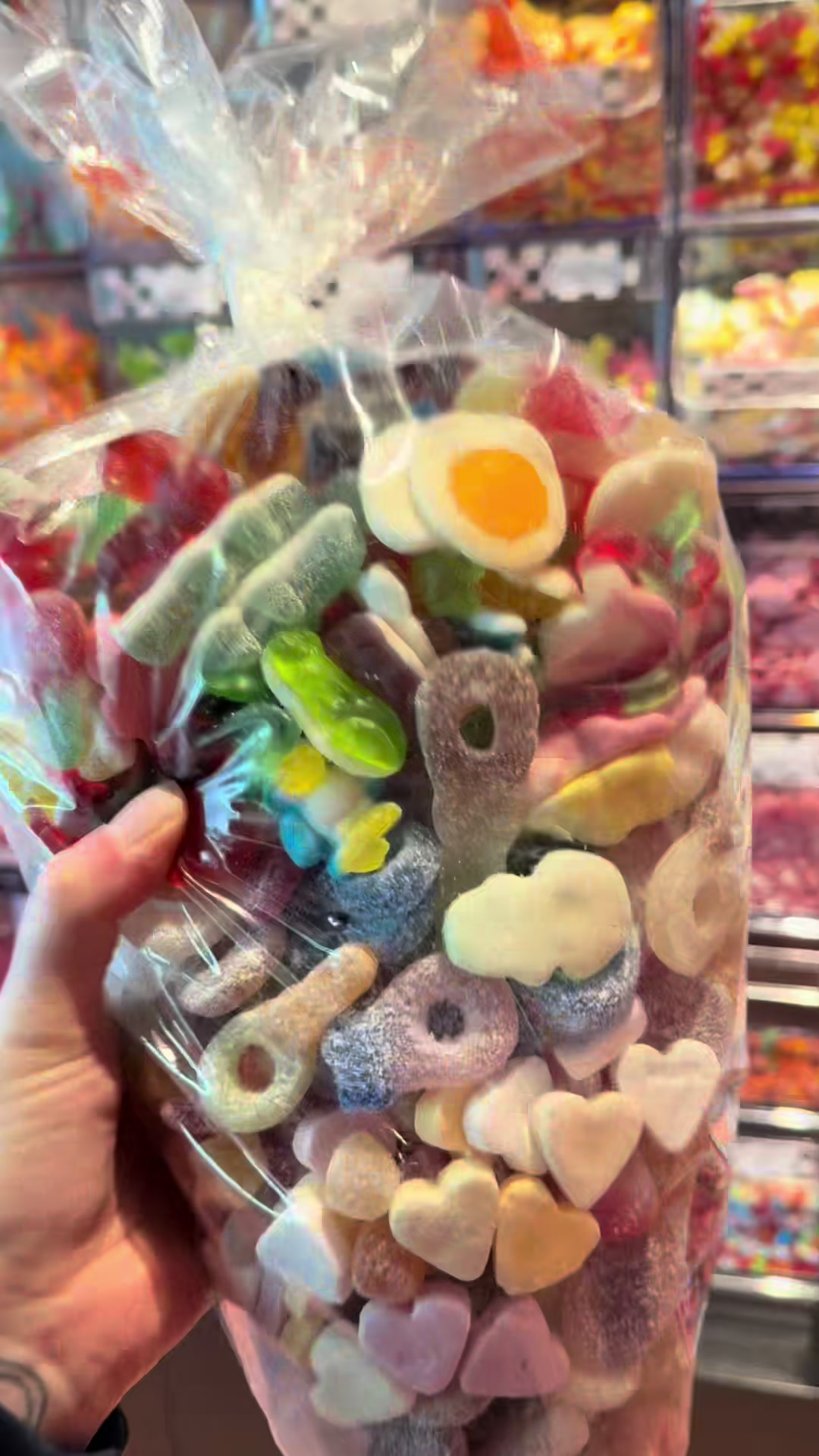 @AvoShop | 90s Candy & Gadgets