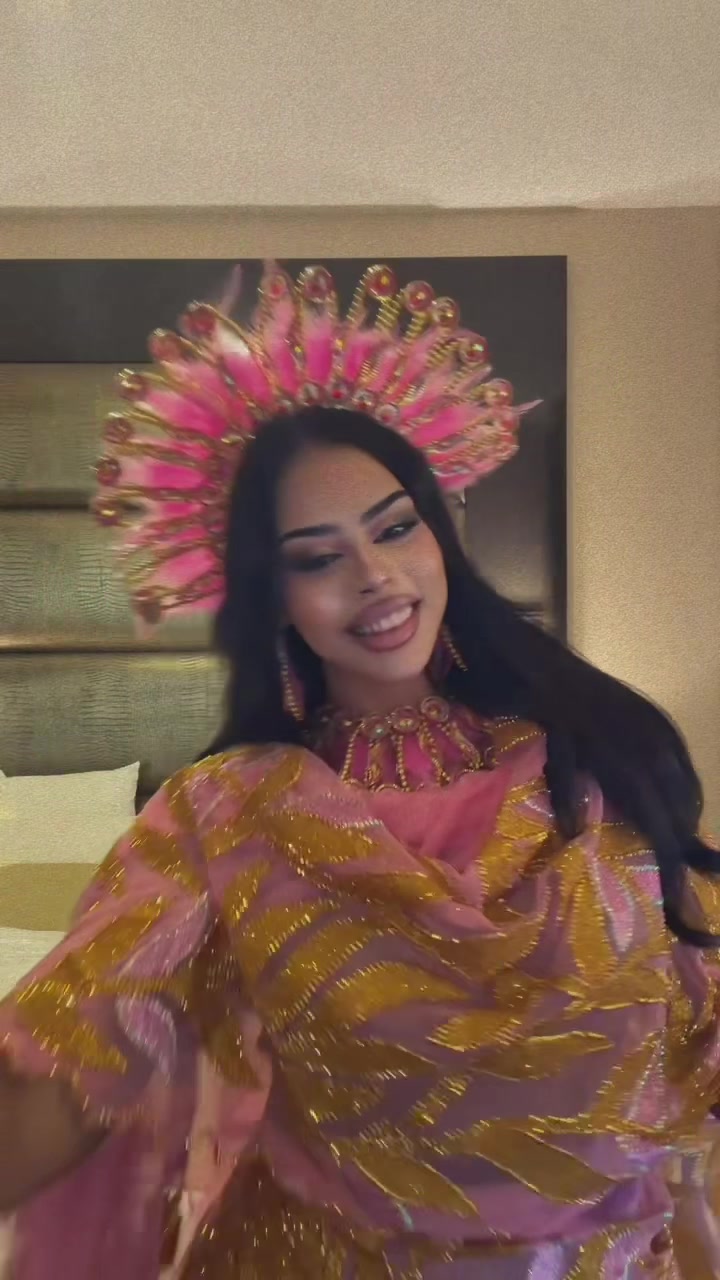 @المودل هايدي🦋