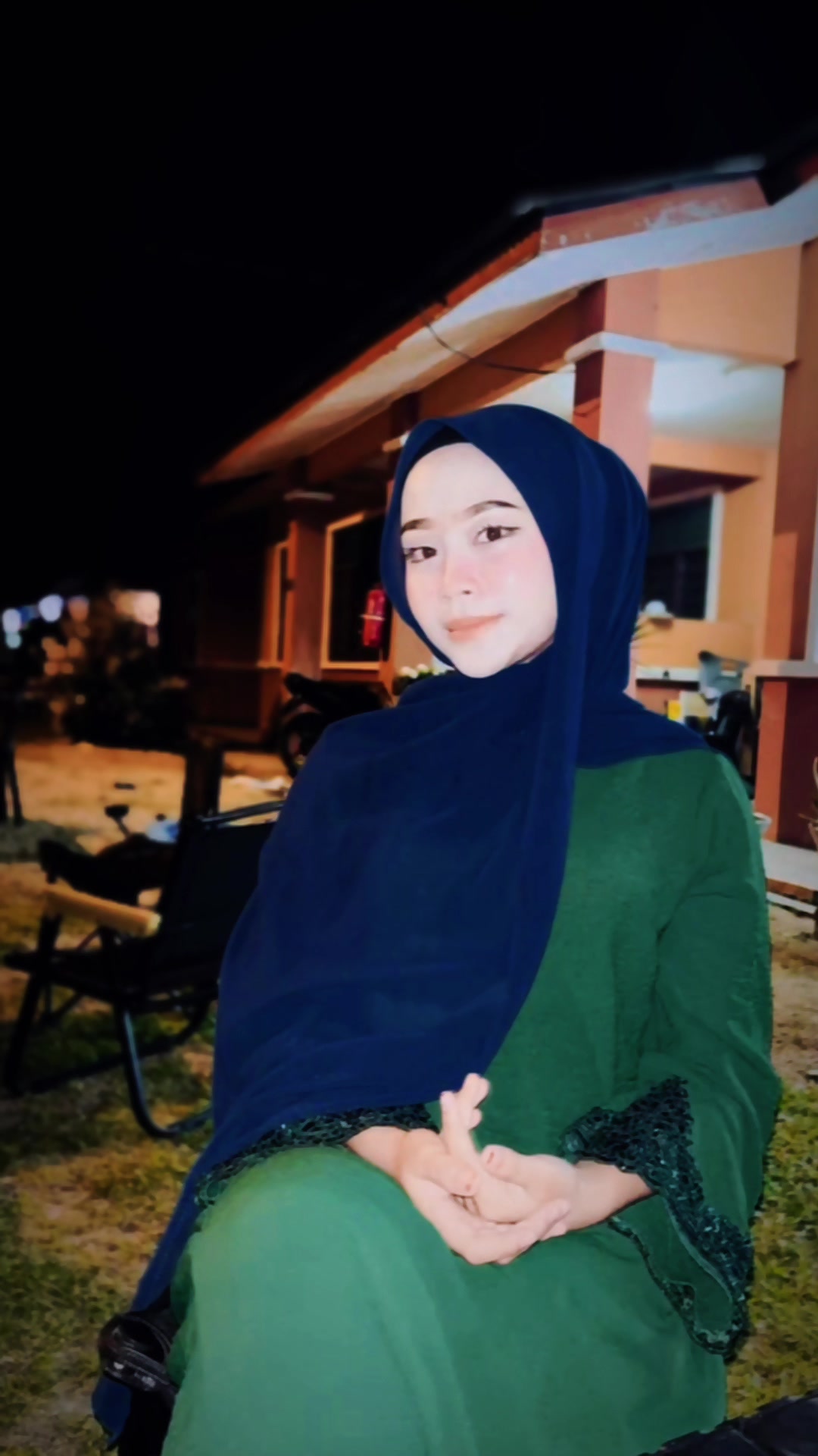 @SiTi AzIrAh🦋