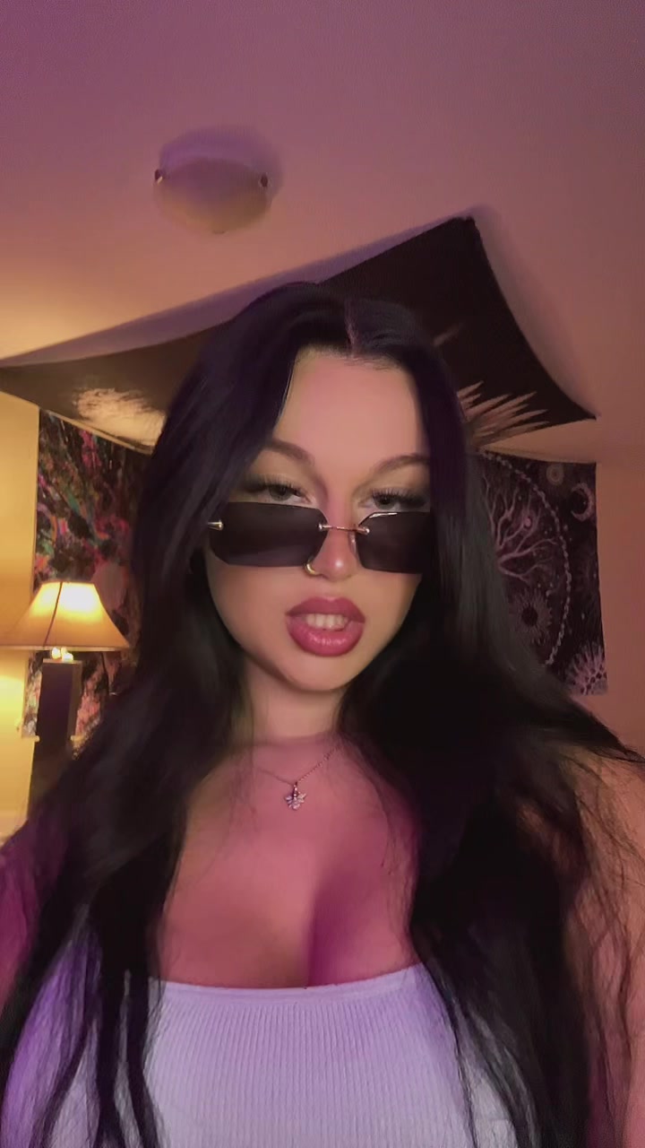 @Gabby💫