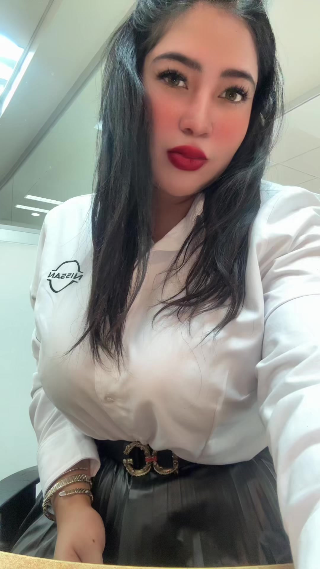 @Esmee Almaraz