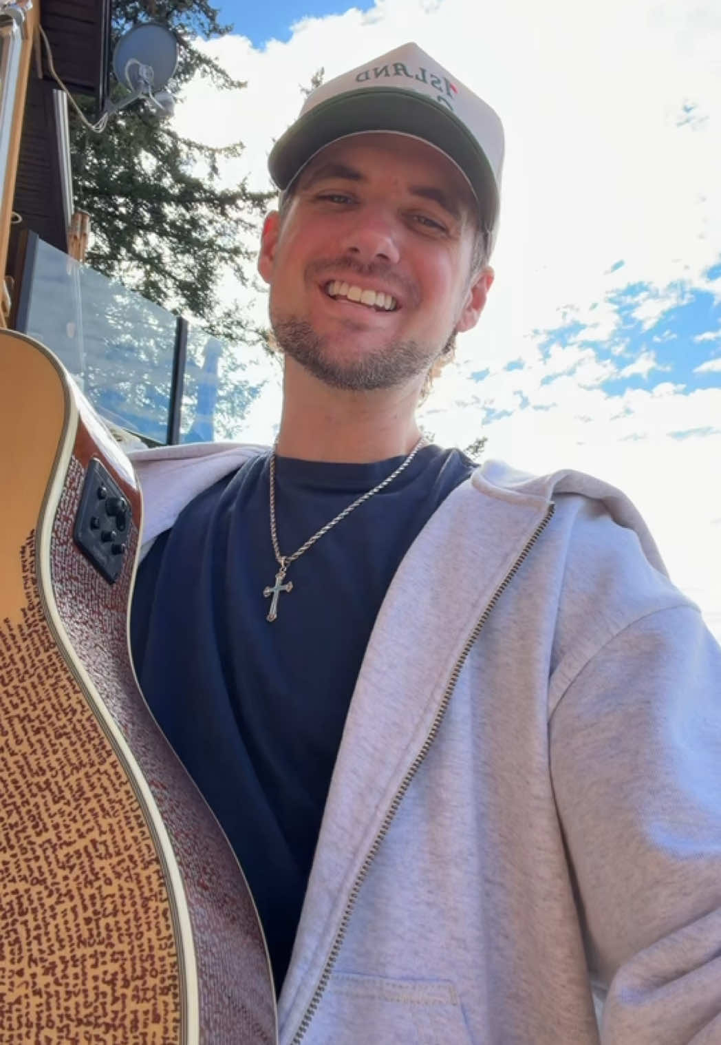 @darrendaymusic