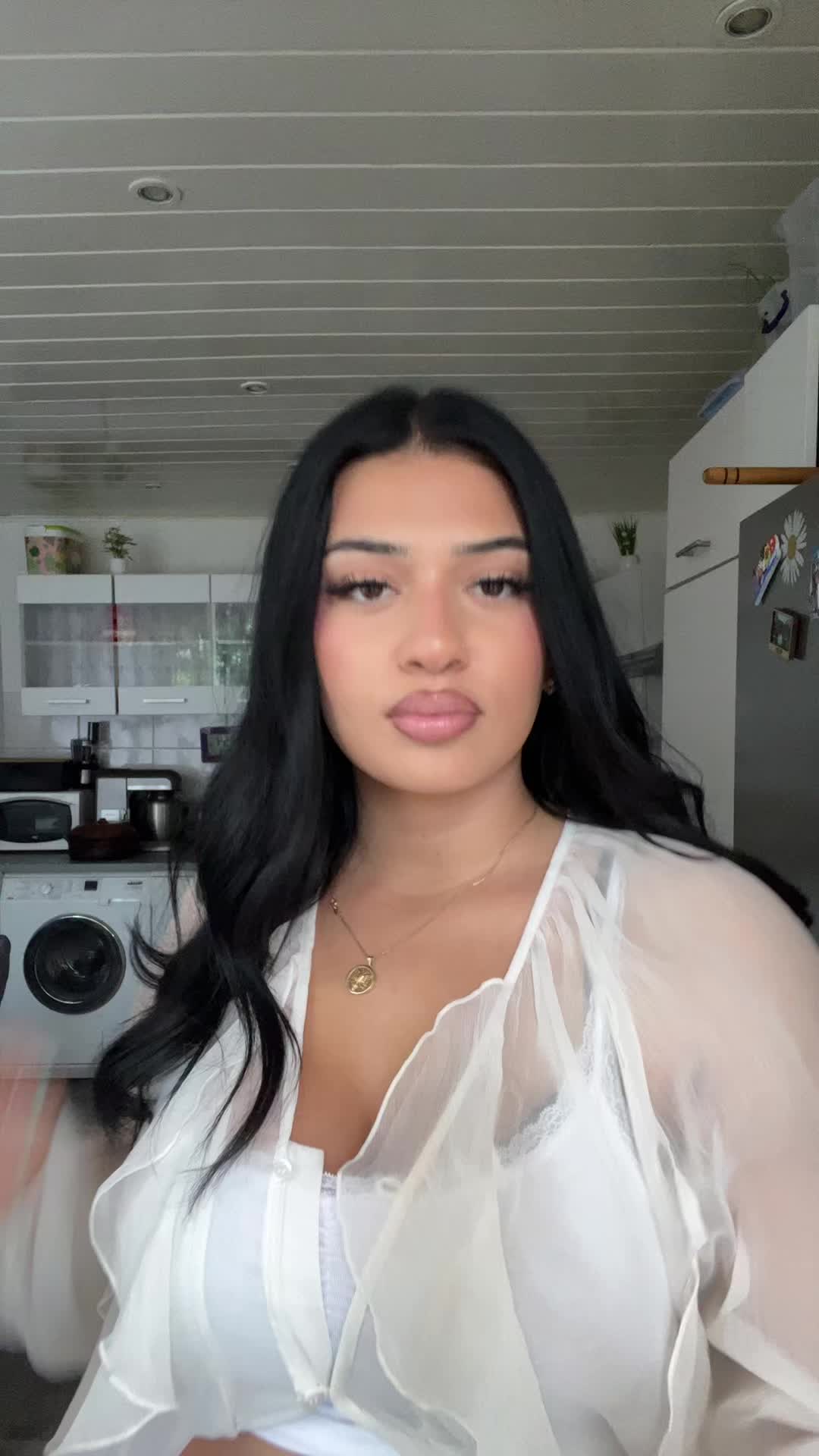 @leyla