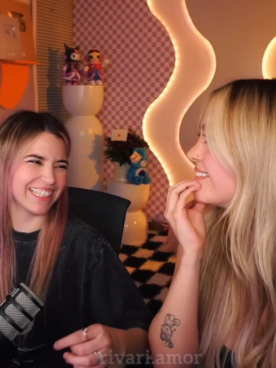 @Rivari