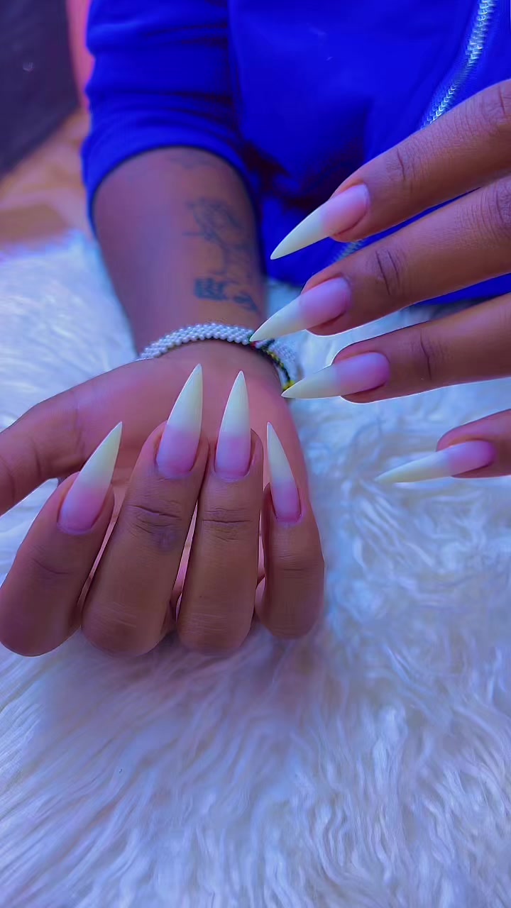 @Essie&rsquo;s glow hub