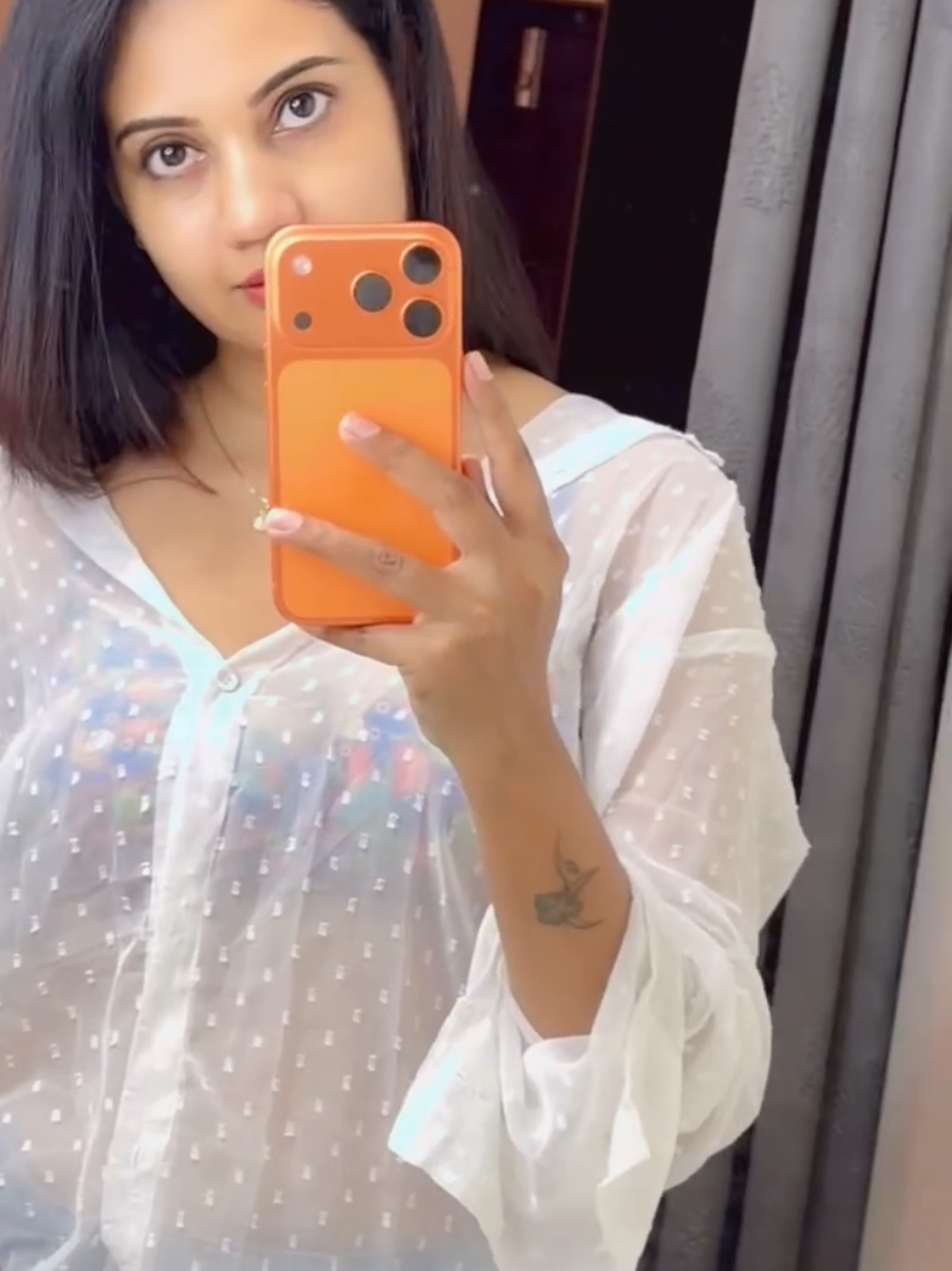 @nichumon