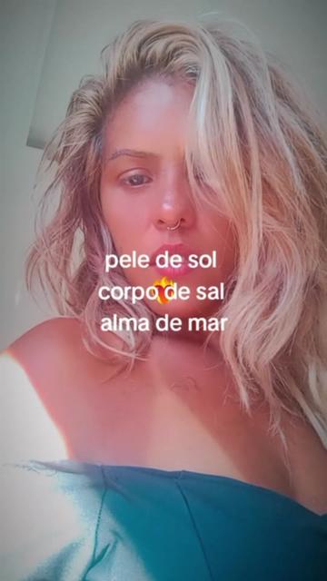 @NEGA LOIRA 🌺🌊🐚☀️💞🌙😘😘