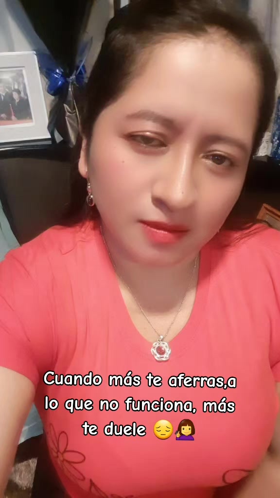 @🌌🐈💜Elvia Toaquiza👸🧿