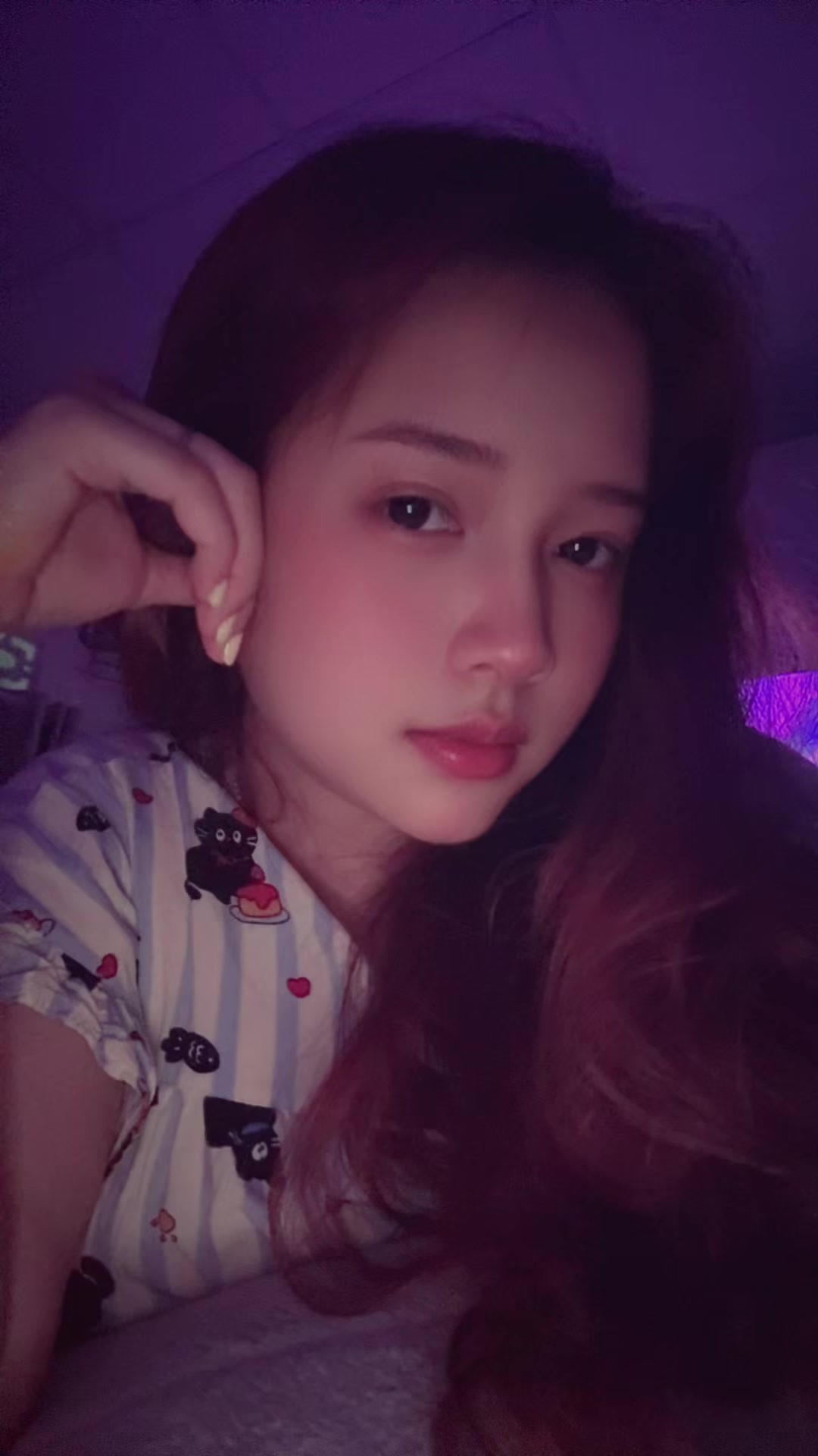 @Ng Việt z&uacute; T&acirc;y