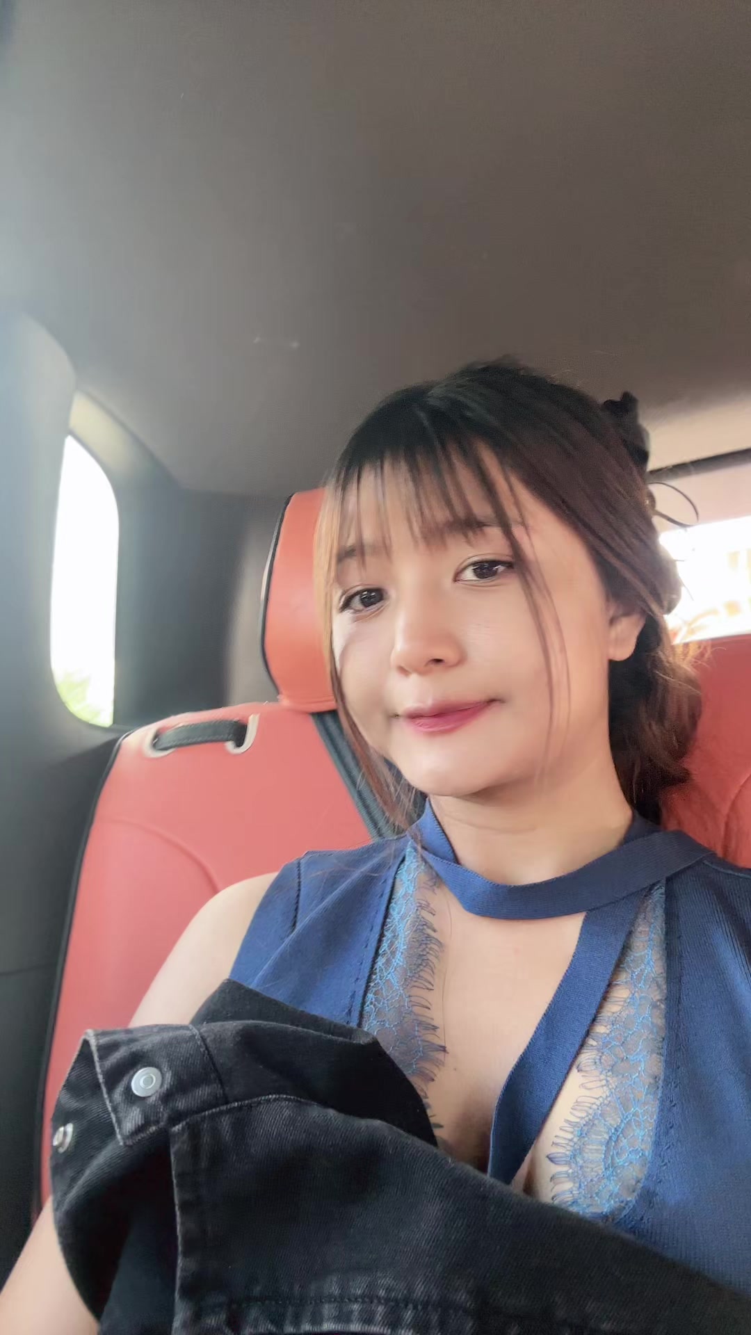 @Lily