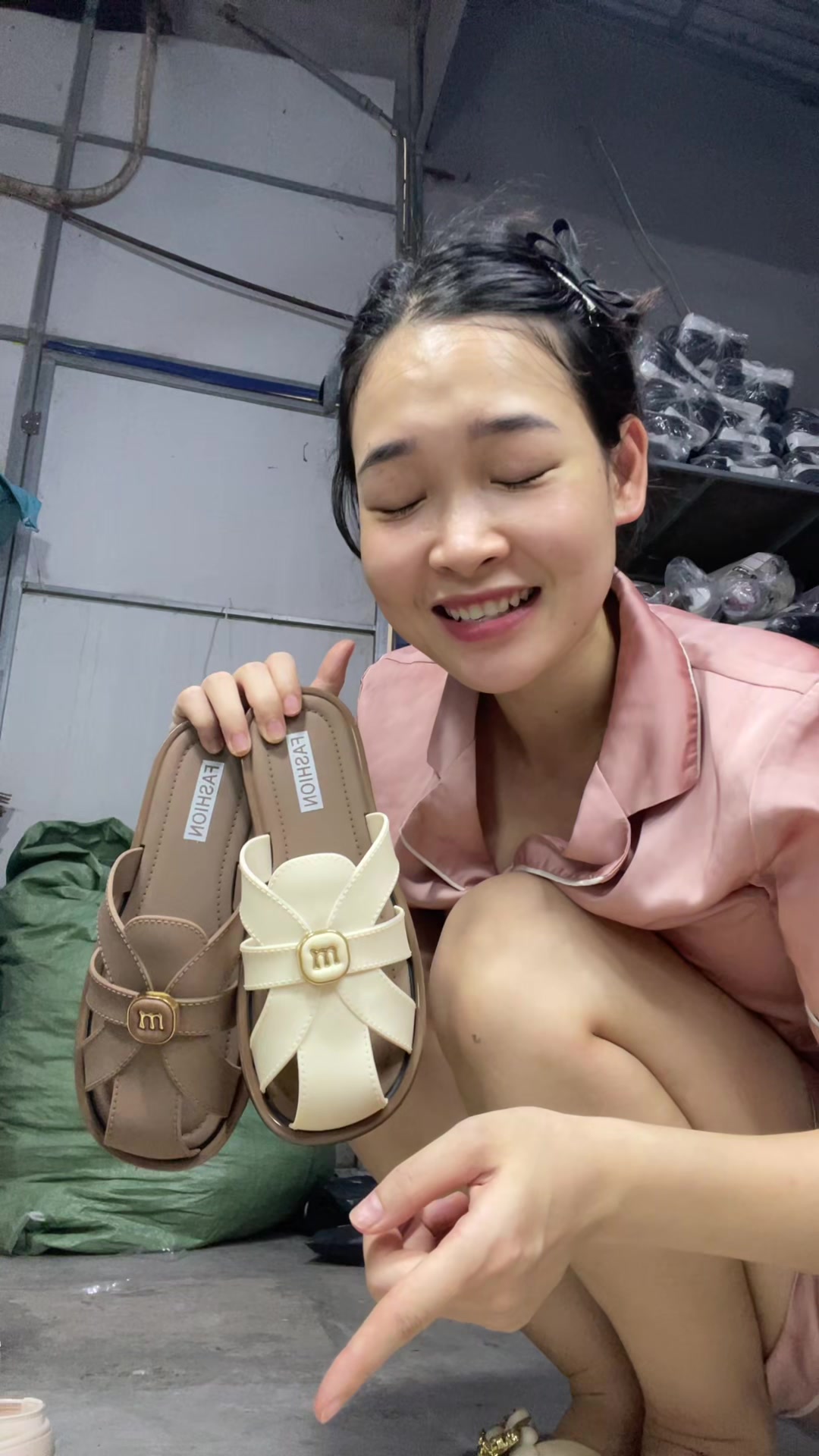 @HỒNG XIÊM