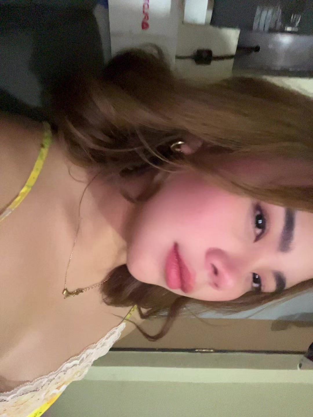@👑