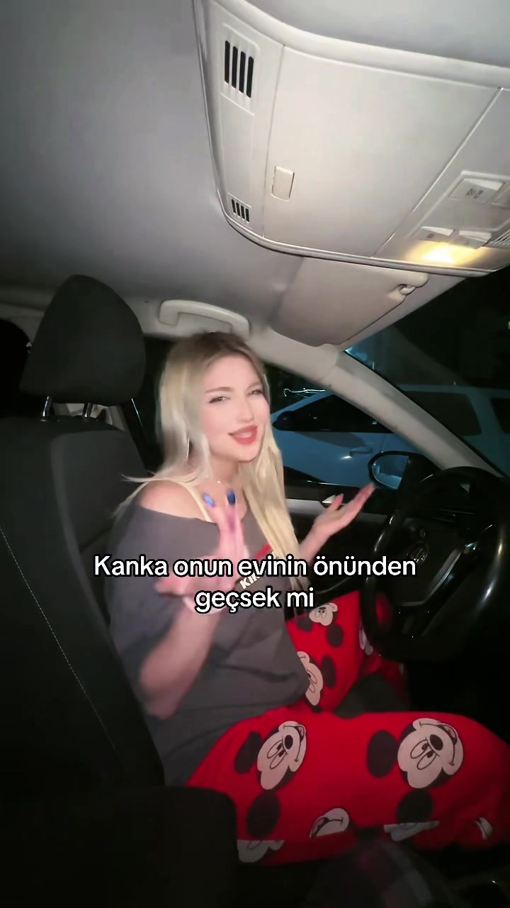 @Elaaaa