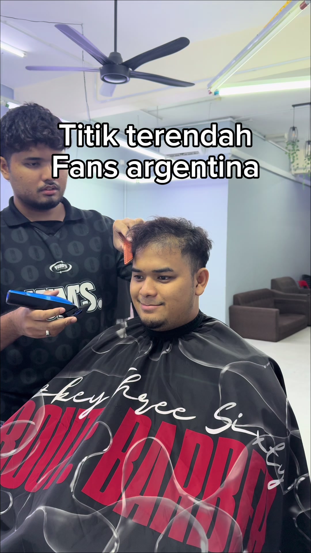 @YUM’S BARBERSHOP