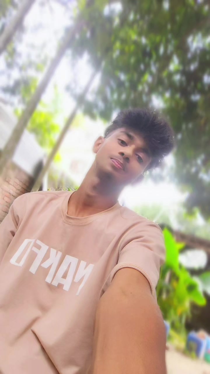 @,,😊লাকি ভাই🤭🥴