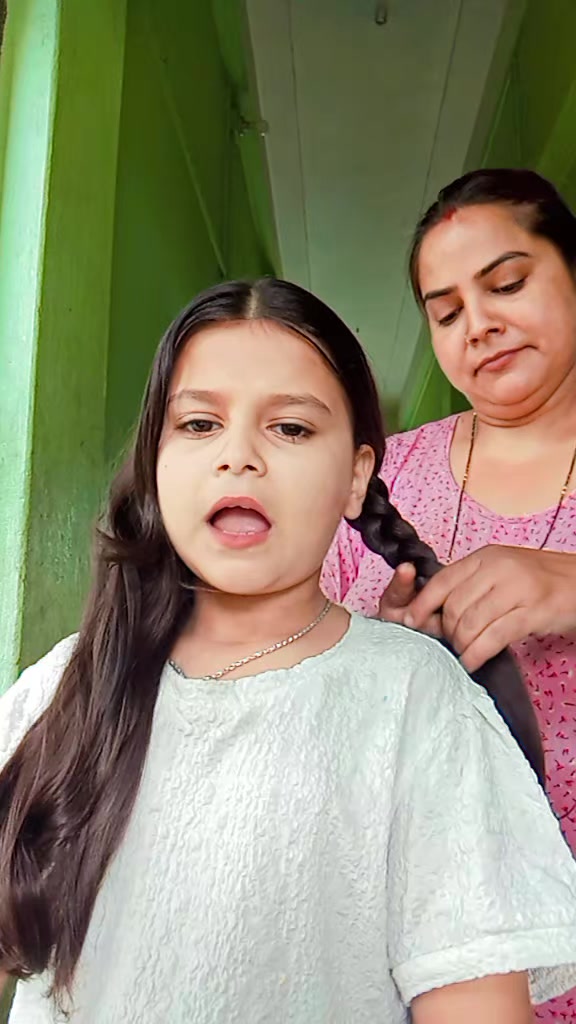 @Dipa gautam adhikari🌻🌹
